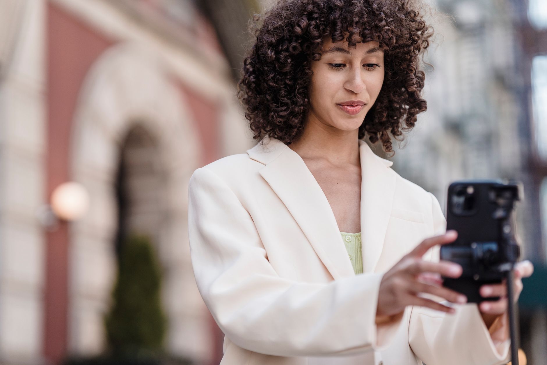 Does Mark Zuckerberg really believe AI is ‘for everyone’? — DigiBR&AD Insights